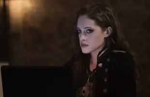 Carly Chaikin  in Mr. Robot (USA)