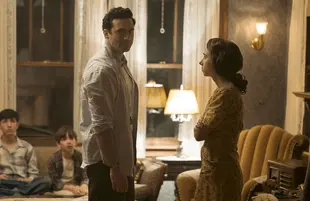 Morgan Spector as Herman Levin and Zoe Kazan as Bess Levin in The Plot Against America. (Photo: Michele K. Short/HBO)