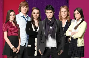 Kelli Tomashoff, Sebastian Oppenheim, Camille Hughes, Peter "PC" Peterson, Jessie Leavitt and Taylor DiGiovanni in NYC Prep. (Bravo)