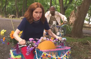 Kimmy Schmidt (Ellie Kemper, seen here with Tituss Burgess) is back — and so is her steely determination  — in Netflix's interactive special Unbreakable Kimmy Schmidt: Kimmy vs the Reverend. (Photo: Netflix)