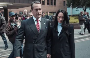 Matthew Macfadyen and Sian Clifford  as Charles and Diana Ingram in Quiz. (AMC / ITV)