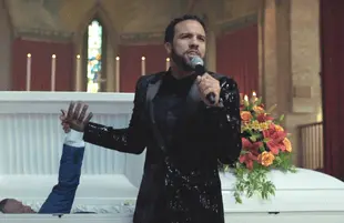 O-T Fagbenle stars in Maxxx (Hulu)