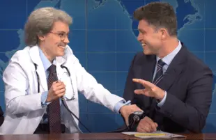 Kate McKinnon and Colin Jost on Saturday Night Live. (NBC)