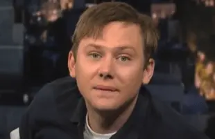 Jimmi Simpson as Lyle The Intern(CBS)