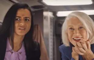 Helen Mirren in Sarah Cooper: Everything's Fine (Netflix)