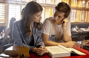 Kate Mara and Nick Robinson in A Teacher. (FX on Hulu)