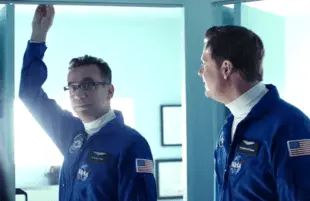 Fred Armisen in Moonbase 8 (Showtime)