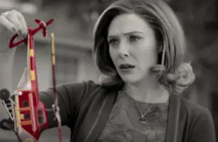 Elizabeth Olsen in WandaVision (Disney+)