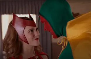 Elizabeth Olsen and Paul Bettany in WandaVision (Disney+)