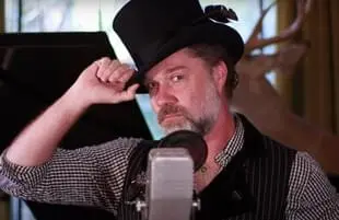 Rufus Wainwright on Jimmy Kimmel Live! (ABC)
