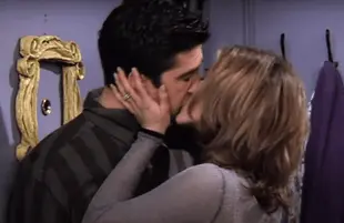 David Schwimmer and Jennifer Aniston on Friends (NBC)