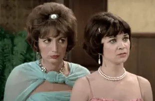 Penny Marshall and Cindy Williams in Laverne & Shirley (ABC)