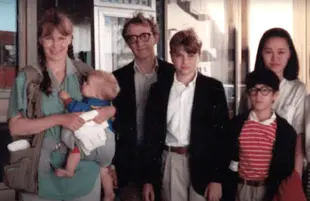 Mia Farrow, Woody Allen, Ronan Farrow, Soon-Yi Previn in Allen v. Farrow (HBO Max)