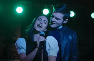 Camila Mendes and Chris Mason in Riverdale (CW)
