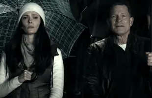 Elizabeth Tulloch, Dylan Walsh in Superman & Lois (CW)