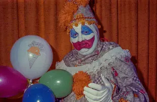 Has this familiar image obscured the realities of Gacy's case? (Marty Zielinski/Peacock)