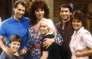 David Faustino, Ed O]Neill, Katey Sagal, Christina Applegate, David Garrison, Amanda Bearse of Married With Children (Fox)