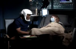 James Pickens Jr. and Ellen Pompeo on Grey's Anatomy (ABC)