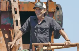 Jeff Probst, doing the work in Wednesday night's Survivor 41 premiere. (Photo: Robert Voets/CBS)
