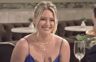 Hilary Duff in Hulu's How I Met Your Father. (Photo: Hulu)