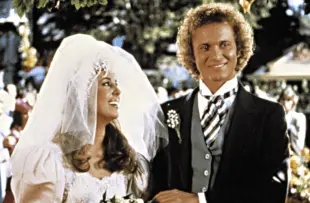 Genie Francis and Anthony Geary on General Hospital (Photo: ABC)
