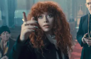 Natasha Lyonne in Season 2 of Russian Doll (Photo: Netflix)