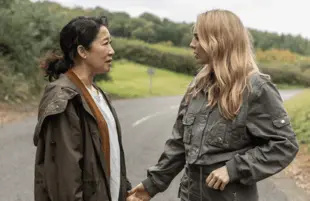 Sandra Oh and Jodie Comer in the series finale of Killing Eve. (Photo: David Emery/BBCA) 