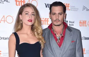 Amber Heard and Johnny Depp photographed together in September 2015. (Photo: Gregorio Binuya/Everett Collection)