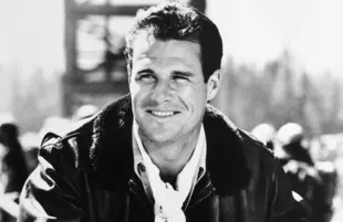 Brad Johnson in Always (Photo: United Artists/Everett Collection)
