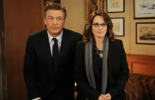 Alec Baldwin and Tina Fey on 30 Rock (Photo: Ali Goldstein/NBC/Everett Collection)