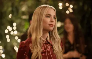 Rebecca Rittenhouse in Maggie (Photo: Hulu)