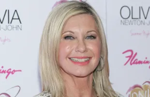 Olivia Newton-John (Photo: James Atoa/Everett Collection)