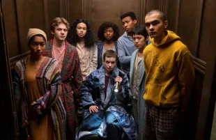 The cast of The Midnight Club probably shouldn't take that elevator. (Photo: Eike Schroter/Netflix)