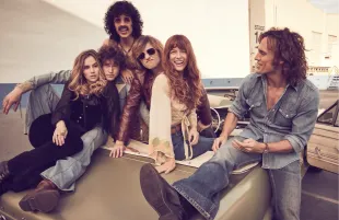 The cast of Daisy Jones and the Six (Photo: Pamela Littky/Prime Video)