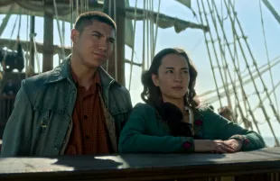 Archie Renaux and Jessie Mei Li in Shadow and Bone (Photo: Netflix)