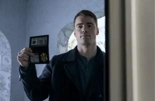 Gabriel Basso in The Night Agent (Photo: Dan Power/Netflix)