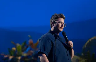Hannah Gadsby in Something Special (Photo: Netflix)