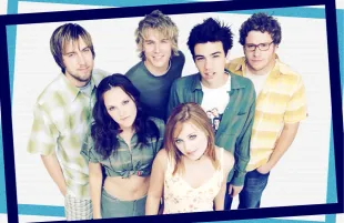 Left to right: Timm Sharp, Carla Gallo, Charlie Hunnam, Monica Keena, Jay Baruchel, and Seth Rogen in Undeclared (Photo: Everett Collection; Primetimer graphic)