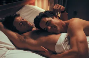 Jonathan Bailey and Matt Bomer in Fellow Travelers (Photo: Showtime)