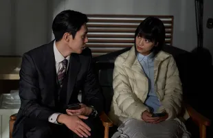 Kim Won Shik and Honoka Kitahara in Love Like a K-Drama (Photo: Netflix)