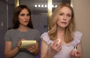 Natalie Portman and Julianne Moore in May December (Photo: Netflix)