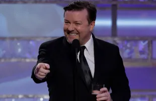 Ricky Gervais hosting the Golden Globe Awards (photo: Paul Drinkwater / NBC / courtesy Everett Collection)