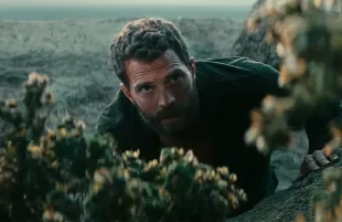 Jamie Dornan in The Tourist Season 2 (Photo: Netflix)