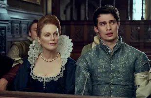 Julianne Moore and Nicholas Galitzine in Mary & George (Photo: Starz)