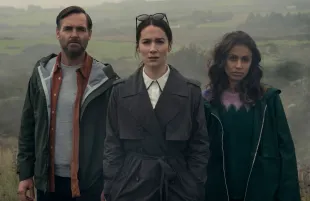 Will Forte, Siobhán Cullen, and Robyn Cara in Bodkin (Photo: Netflix)