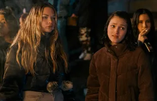 Chloe Guidry and Izzy G. in Under the Bridge (Photo: Darko Sikman/Hulu)