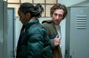 Ayo Edebiri and Jeremy Allen White in The Bear Season 2 (Photo: Chuck Hodes/FX)