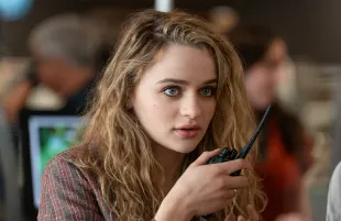 Joey King in A Family Affair (Photo: Netflix)