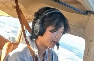 Ethan Guo flying solo (Image via Instagram/@ethanguo.rtw)