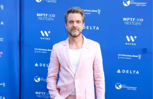 Joshua Jackson (Image via Getty)